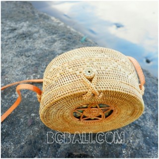 around circle straw rattan grass ata bags motif with lining fabric bali style